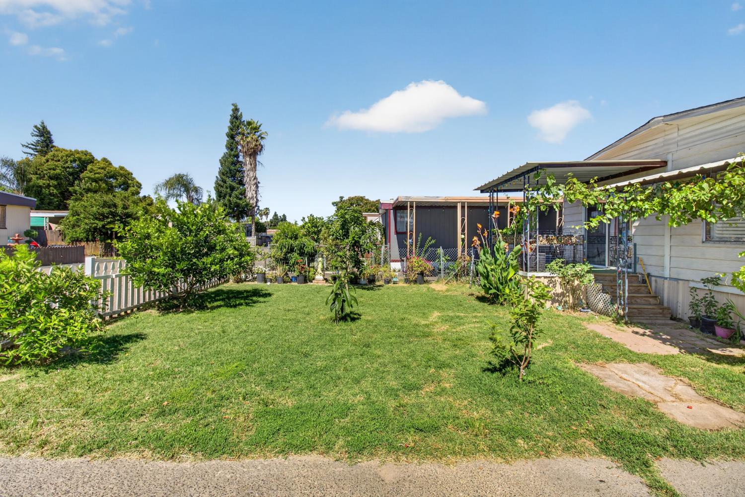 2900 Muir Avenue 67