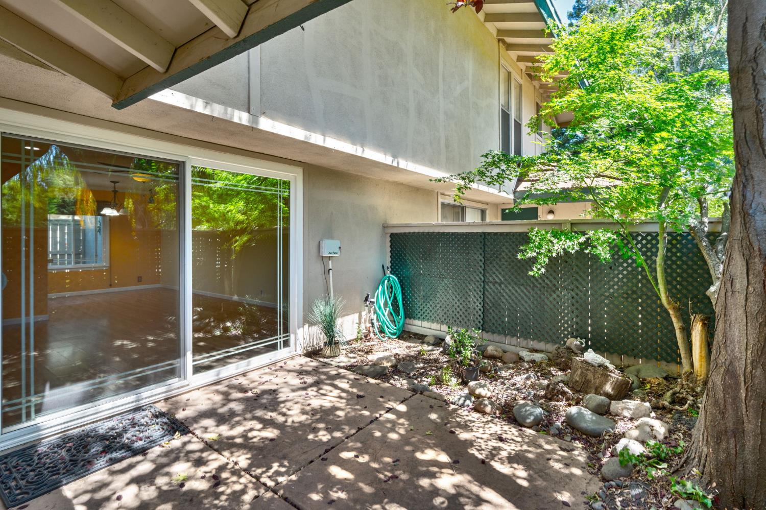 506 Roundtree Court