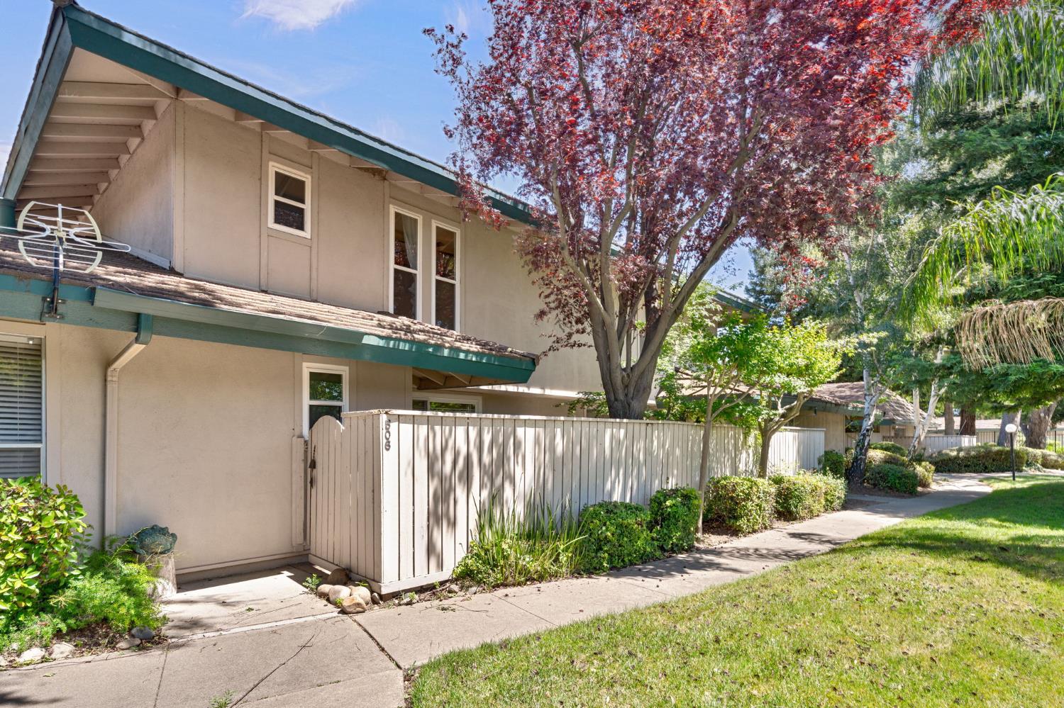 506 Roundtree Court
