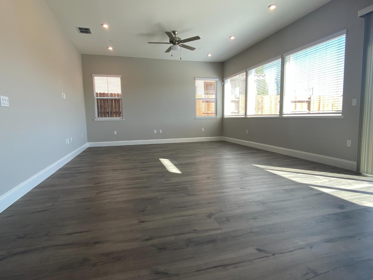 1207 Seneca Circle