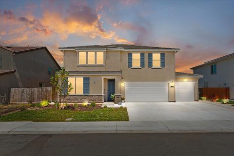 2851 Ski Beach Street Manteca CA 95337