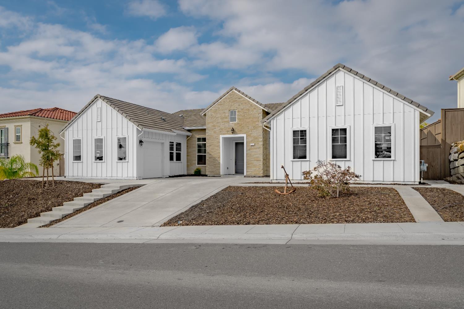 4009 Whitney Vista Lane