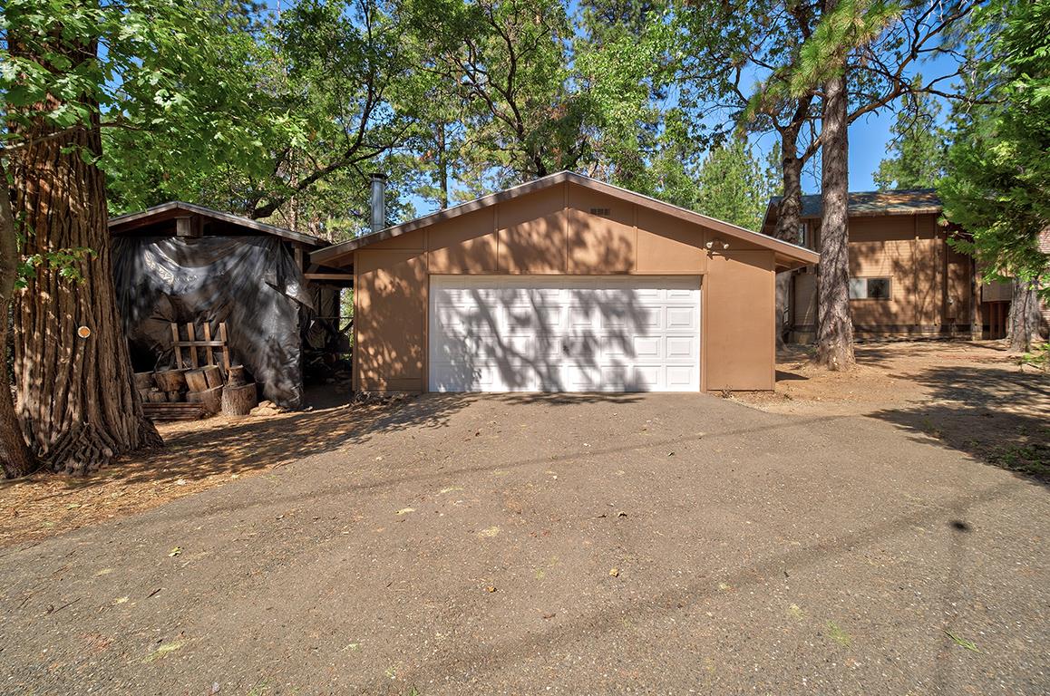 6280 Red Robin Road