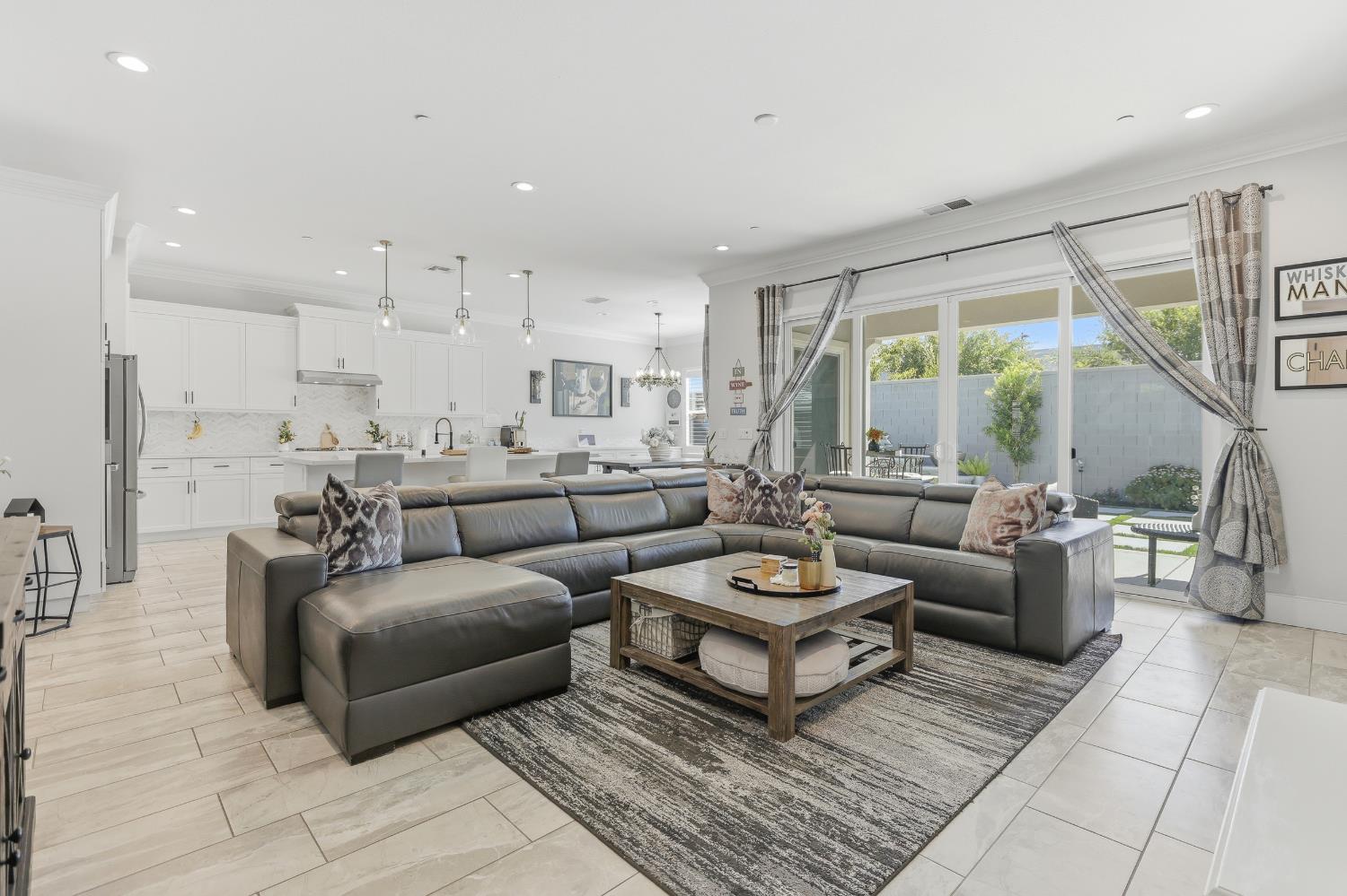 1524 Empire Drive