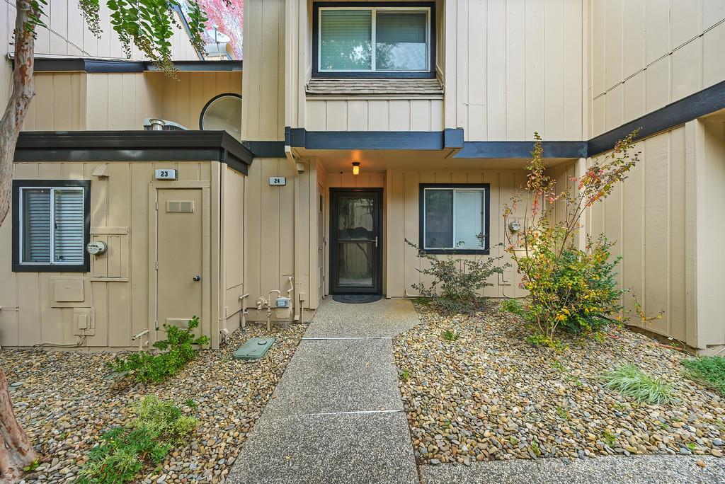 9118 Madison Green Lane 24