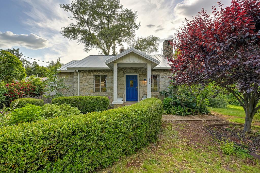 545 Old Airport Road