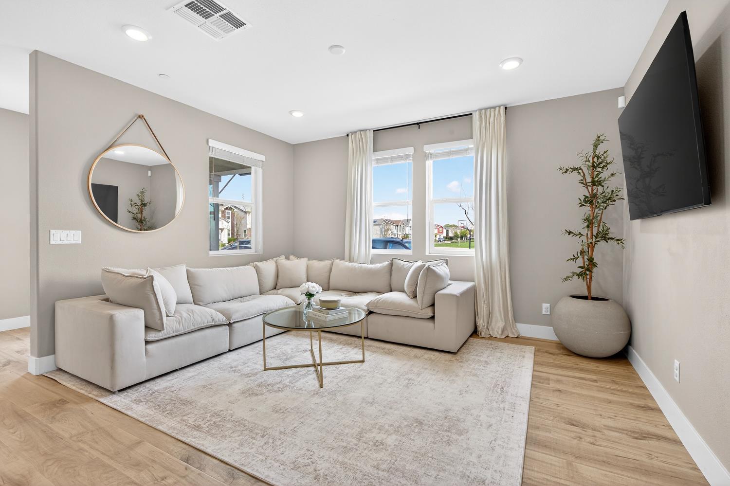 2861 Bathford Street