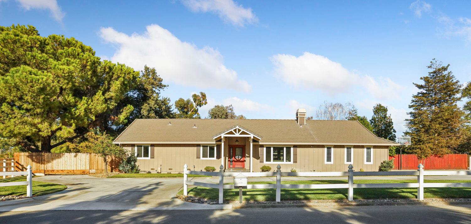 7653 Stearman Road