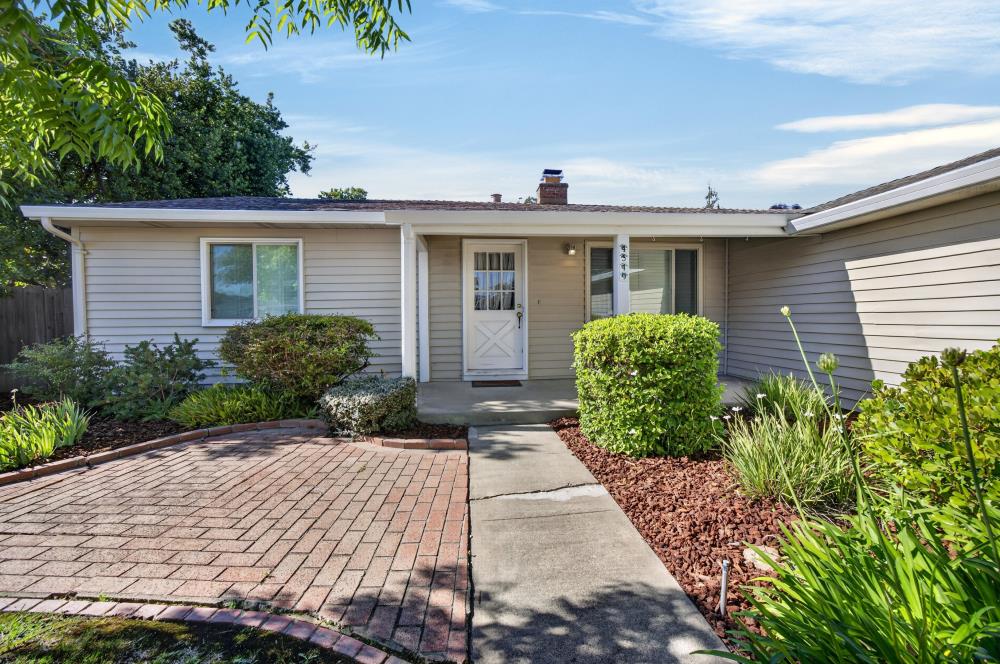 4549 Lippi Parkway