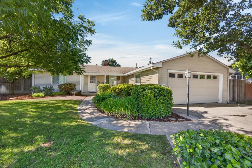 4549 Lippi Parkway