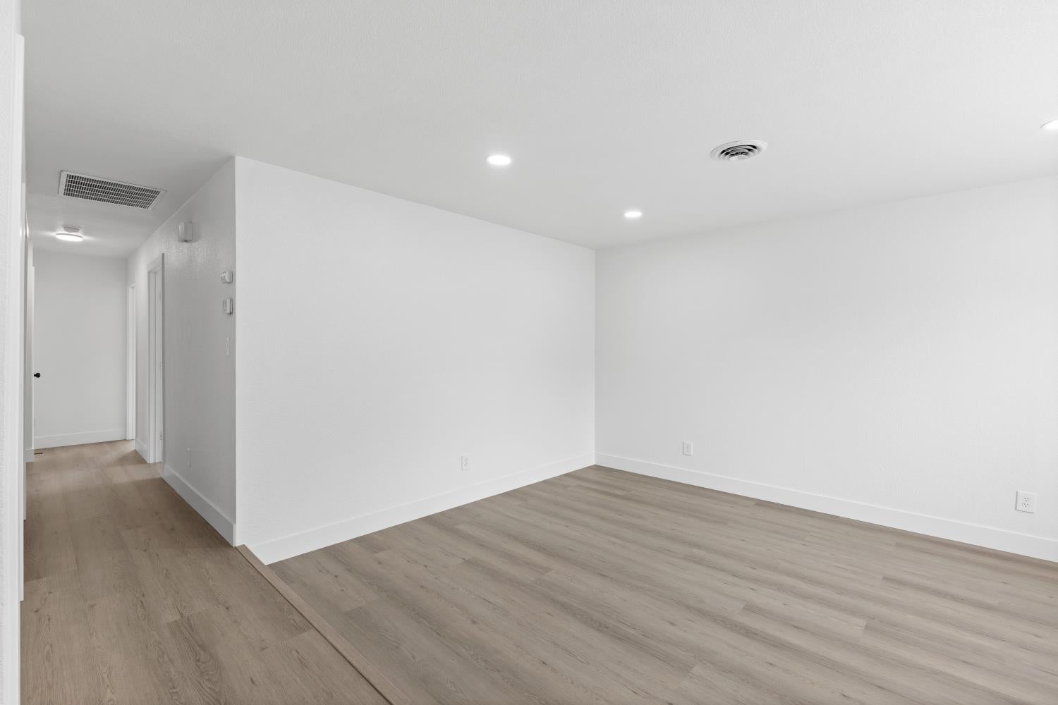 138 Delhi Avenue