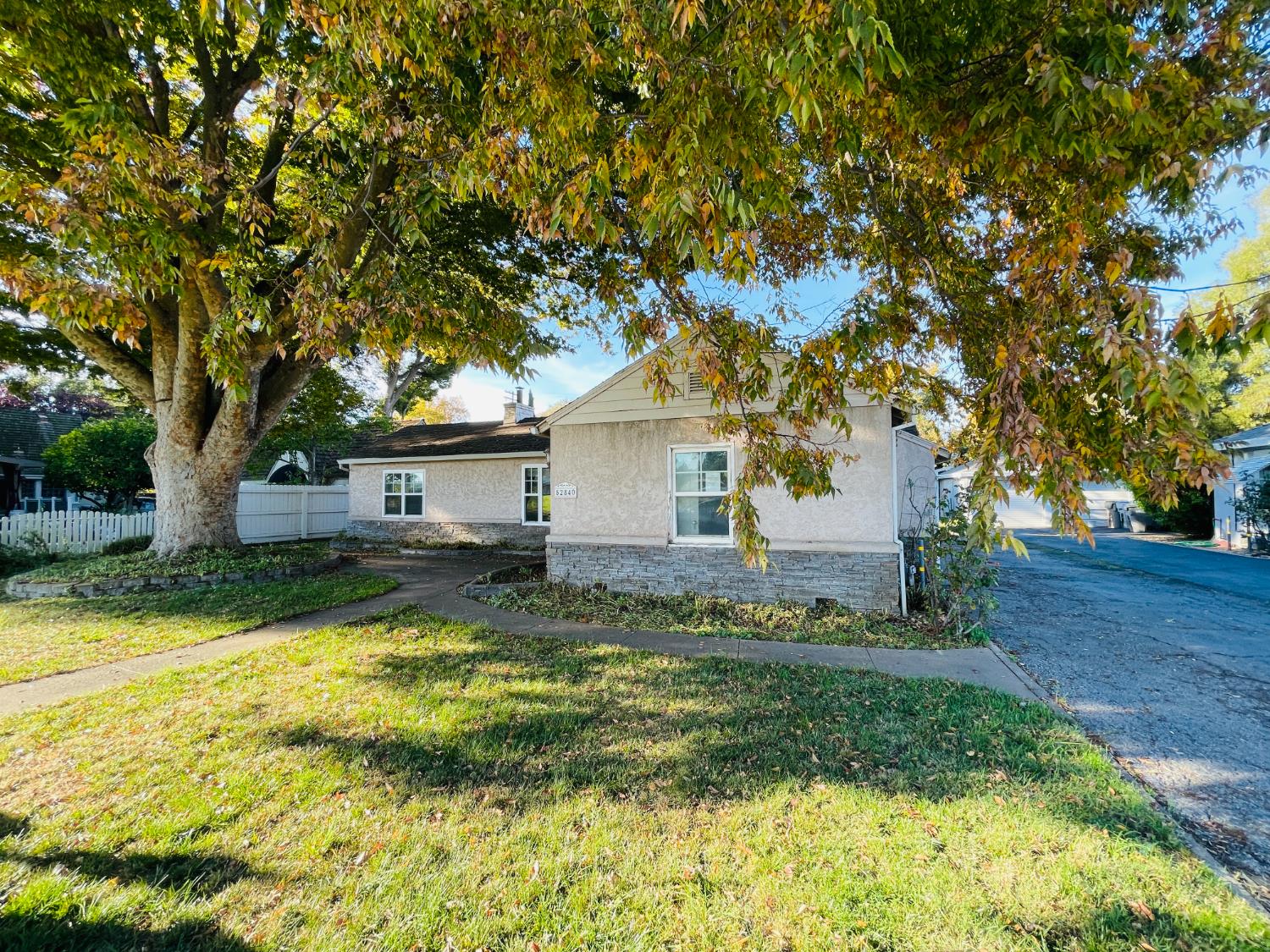 52840 Sacramento Street