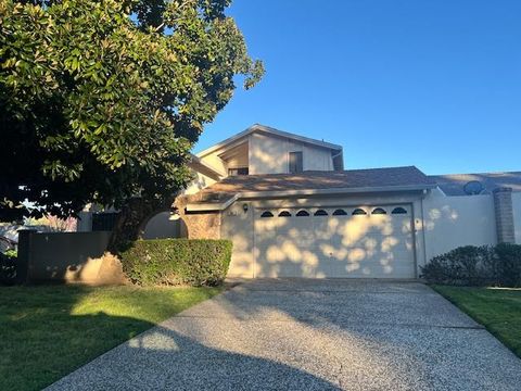 80 Petrilli Circle Sacramento CA 95822