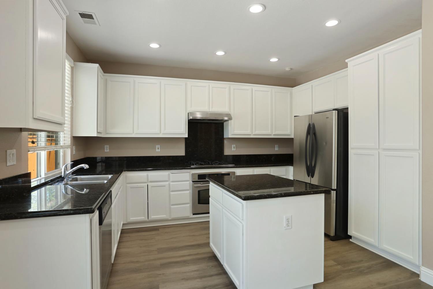 2753 Merchant Court