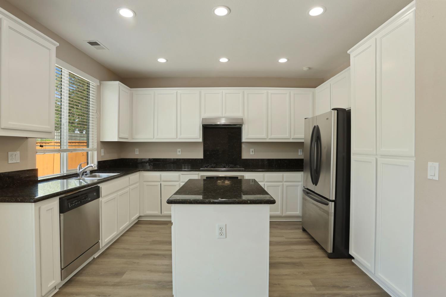 2753 Merchant Court