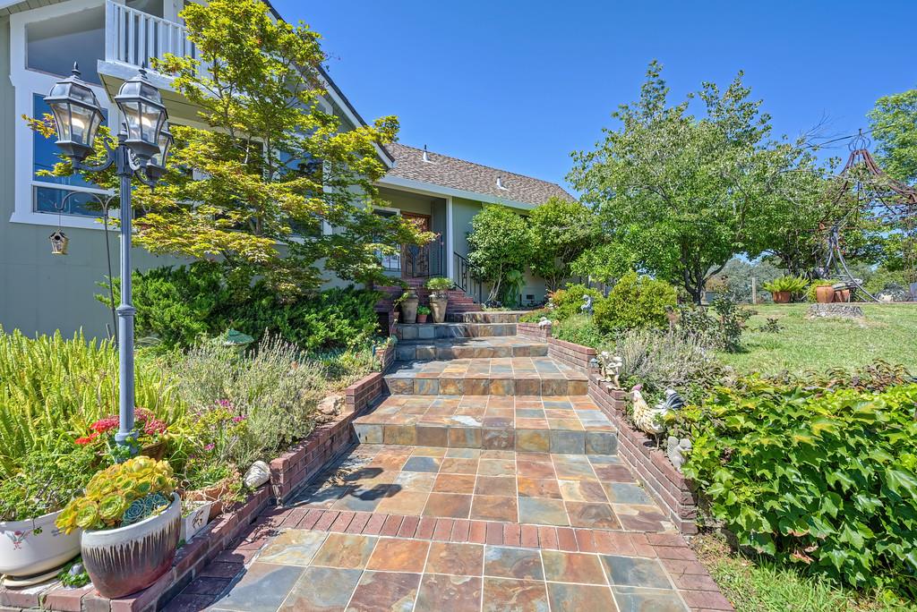 7630 Ridge Road