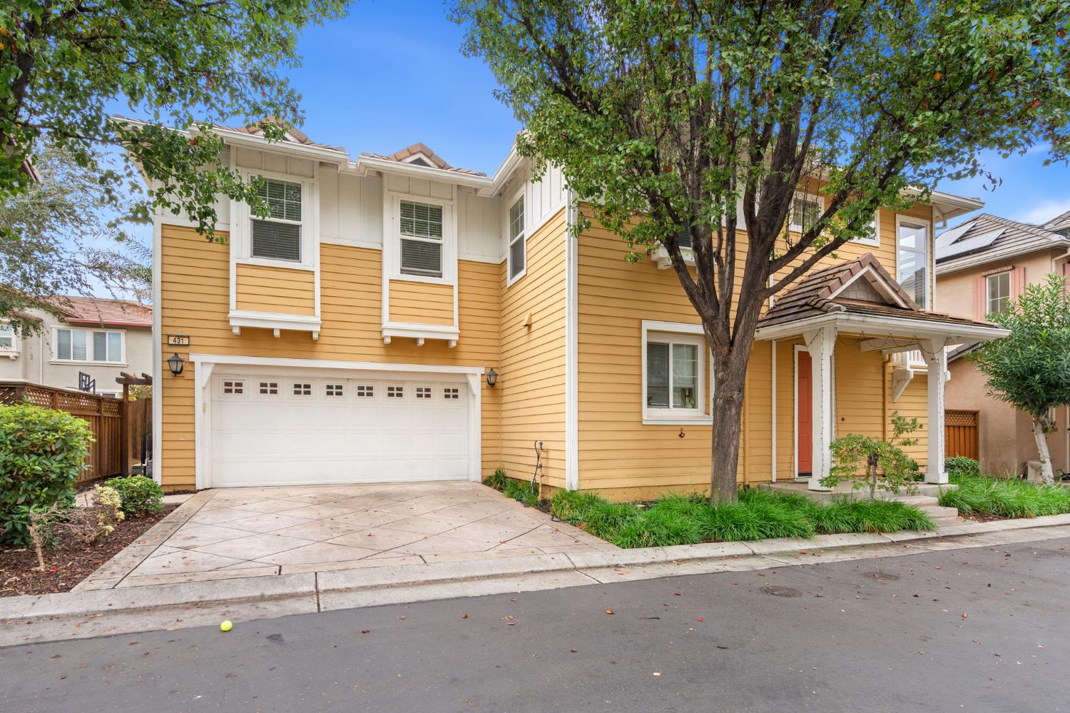 431 N Lafayette Court