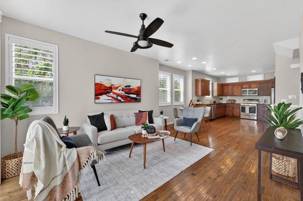 Photo of 2038 20th Street, Sacramento, CA 95818 (MLS # 226037916)