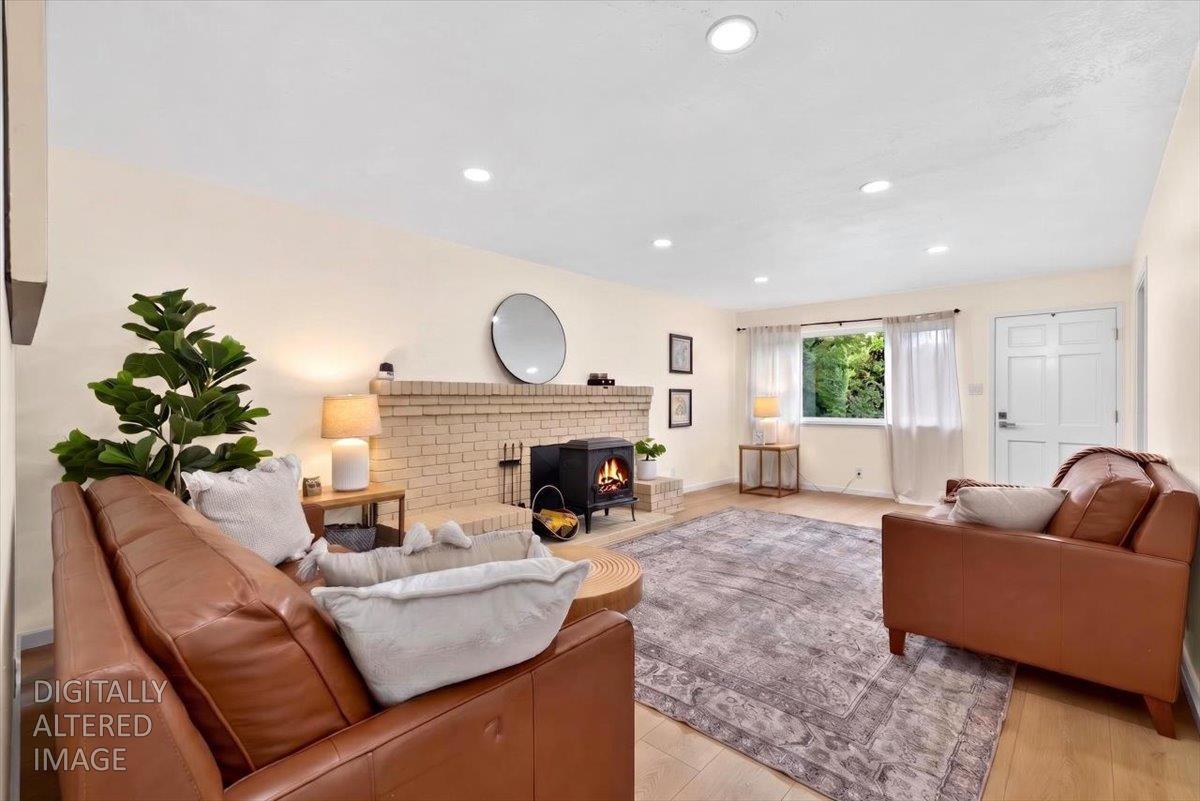 6736 Hedgewood Drive