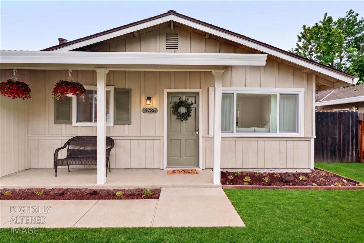 6736 Hedgewood Drive