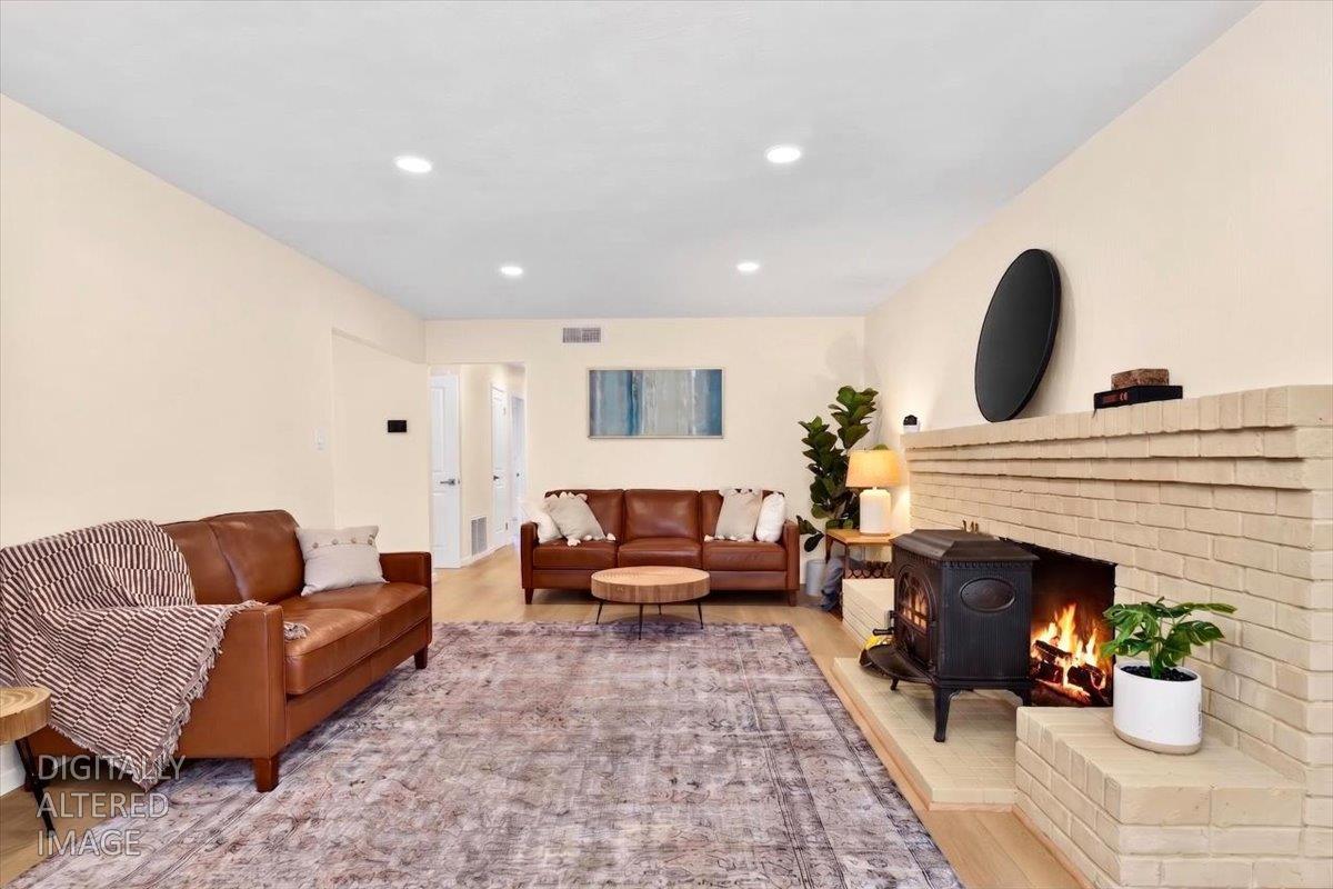 6736 Hedgewood Drive