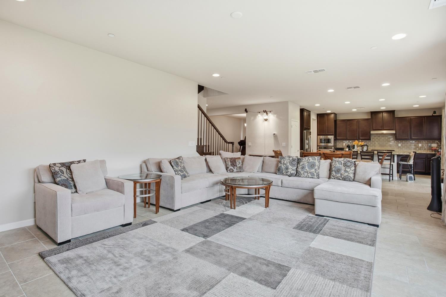 9729 Allen Ranch Way