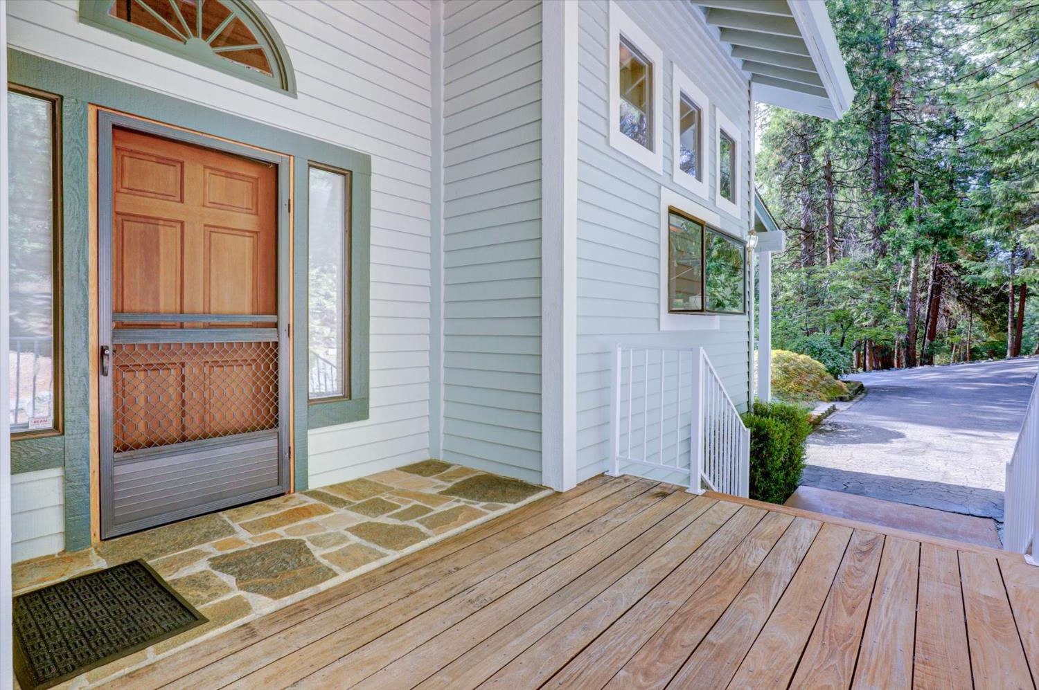 14173 Tahoe View Drive