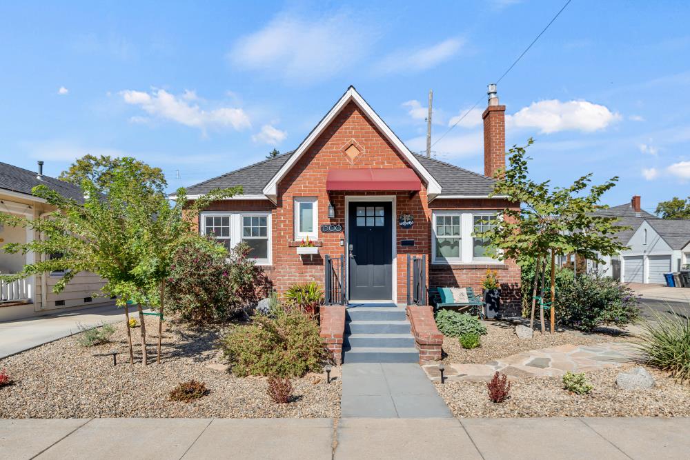 1500 33rd Street