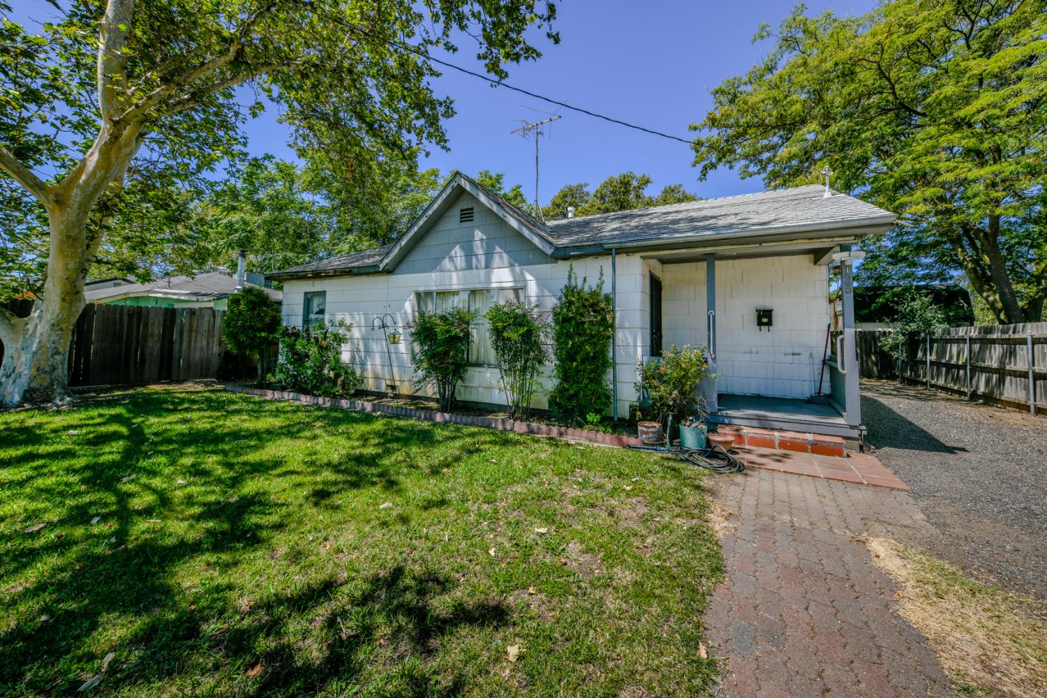135 Freeman Street