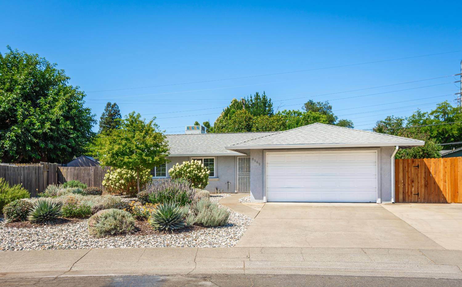 8562 Cliffwood Way