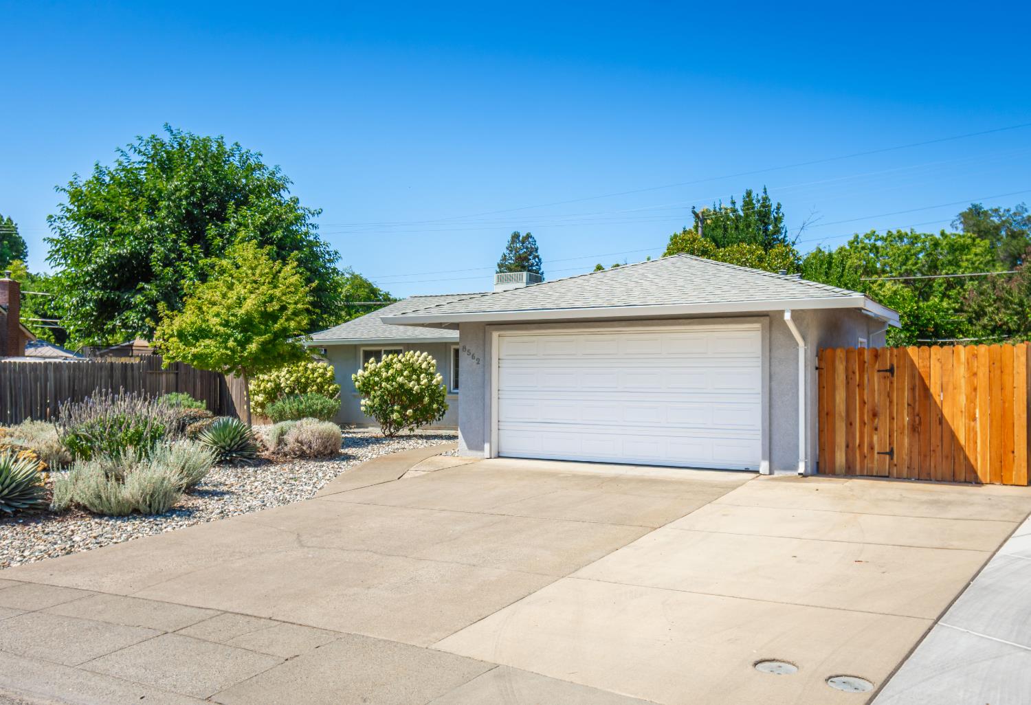 8562 Cliffwood Way