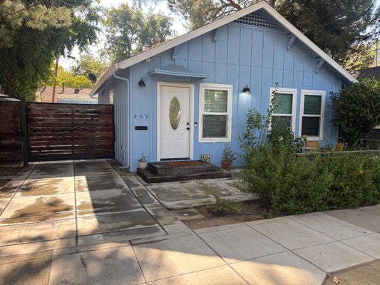 209 ALHAMBRA BLVD, SACRAMENTO, CA 95816 - Image 3db76a5292f1306c0d84304fbc937ab4/3284719082