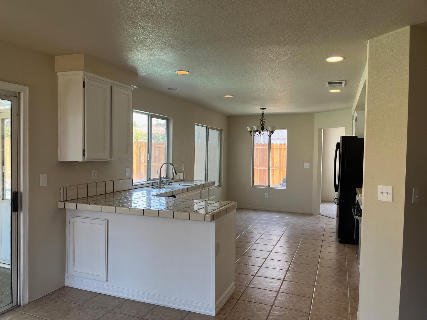1115 Thornbridge Drive
