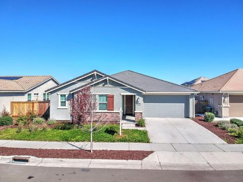 469 Central Pacific Street Lathrop CA 95330