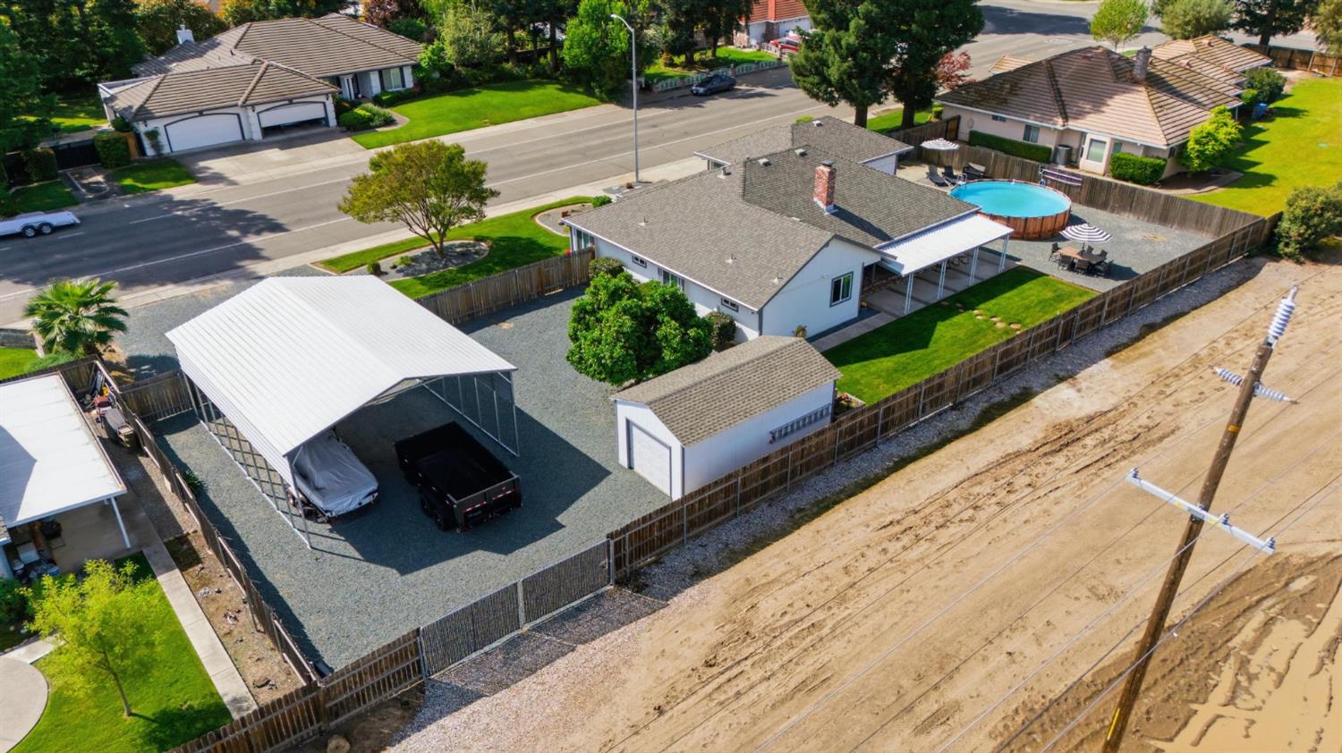 3295 Jefferson Avenue