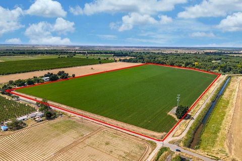 0 W Elkhorn Boulevard Sacramento CA 95837