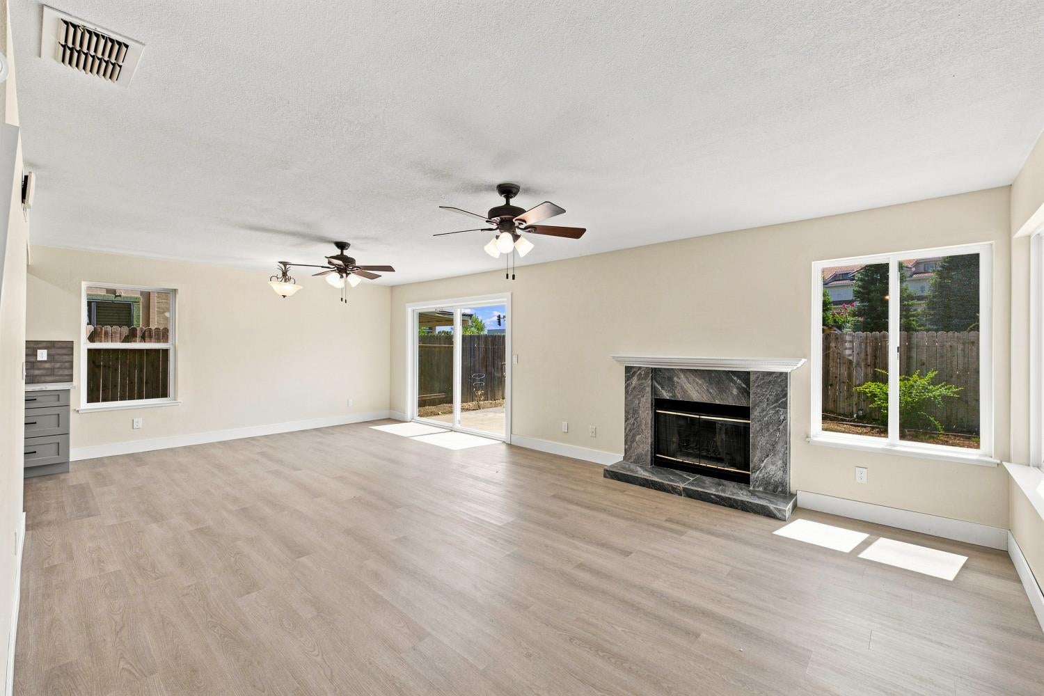 307 hemphill way