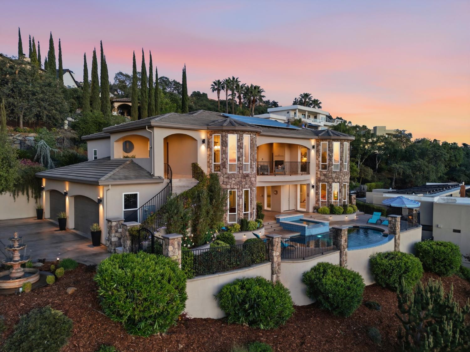 2129 Outrigger Drive