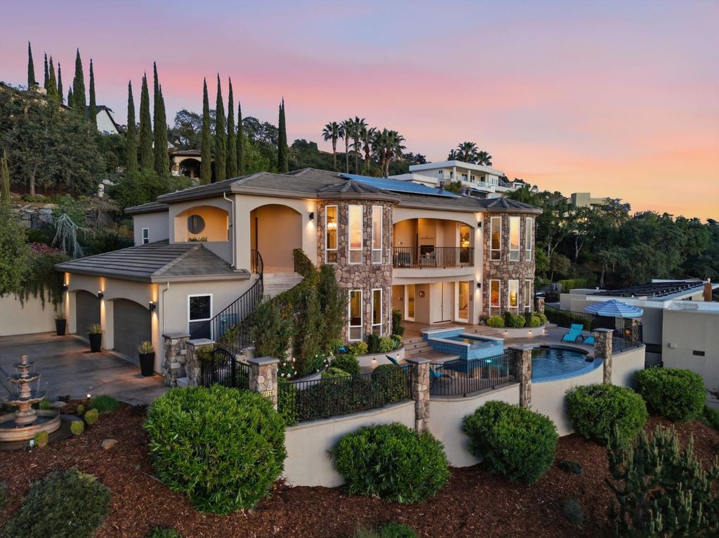 Photo of 2129 Outrigger Drive, El Dorado Hills, CA 95762 (MLS # 226041776)