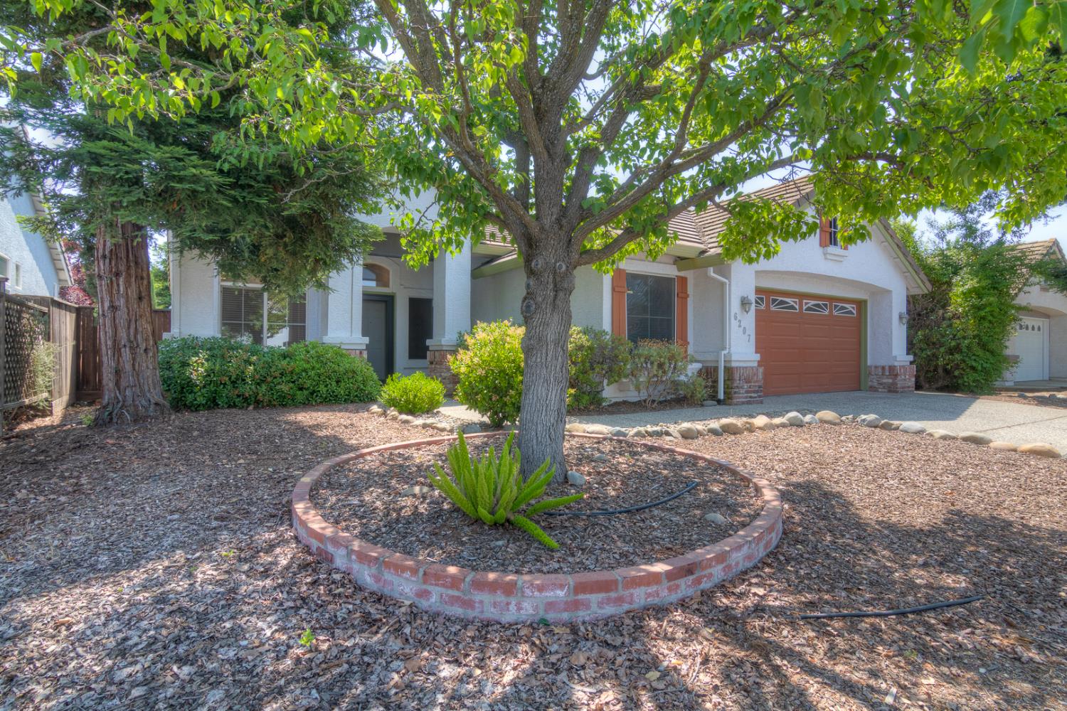 6207 Cameo Drive
