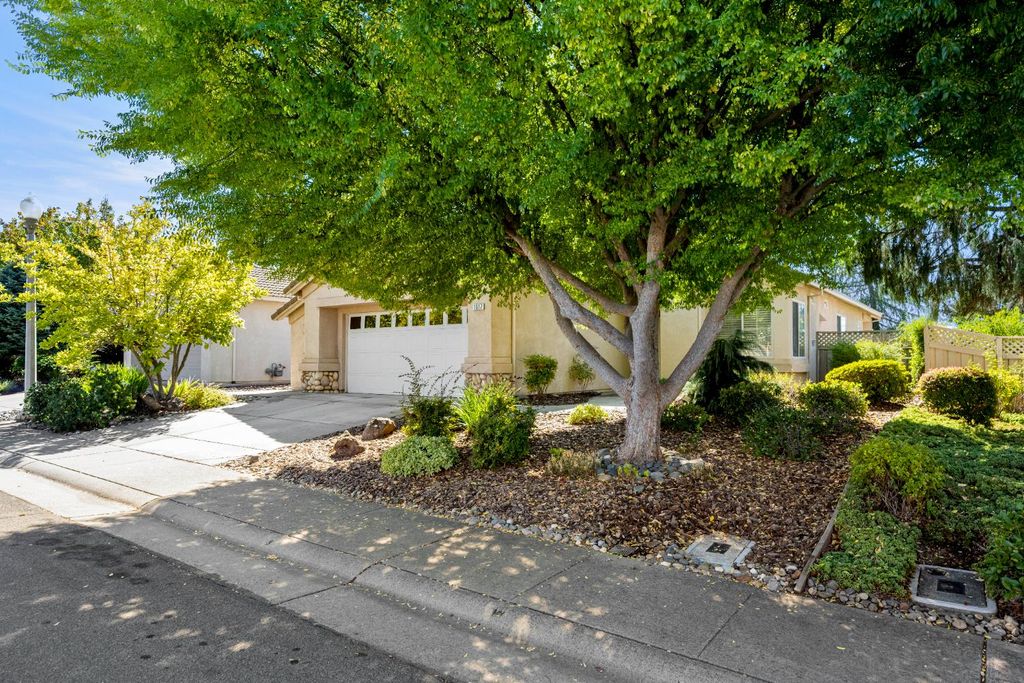 Photo of 1617 HACKBERRY Ln, Lincoln, CA 95648 (MLS # 225130682)