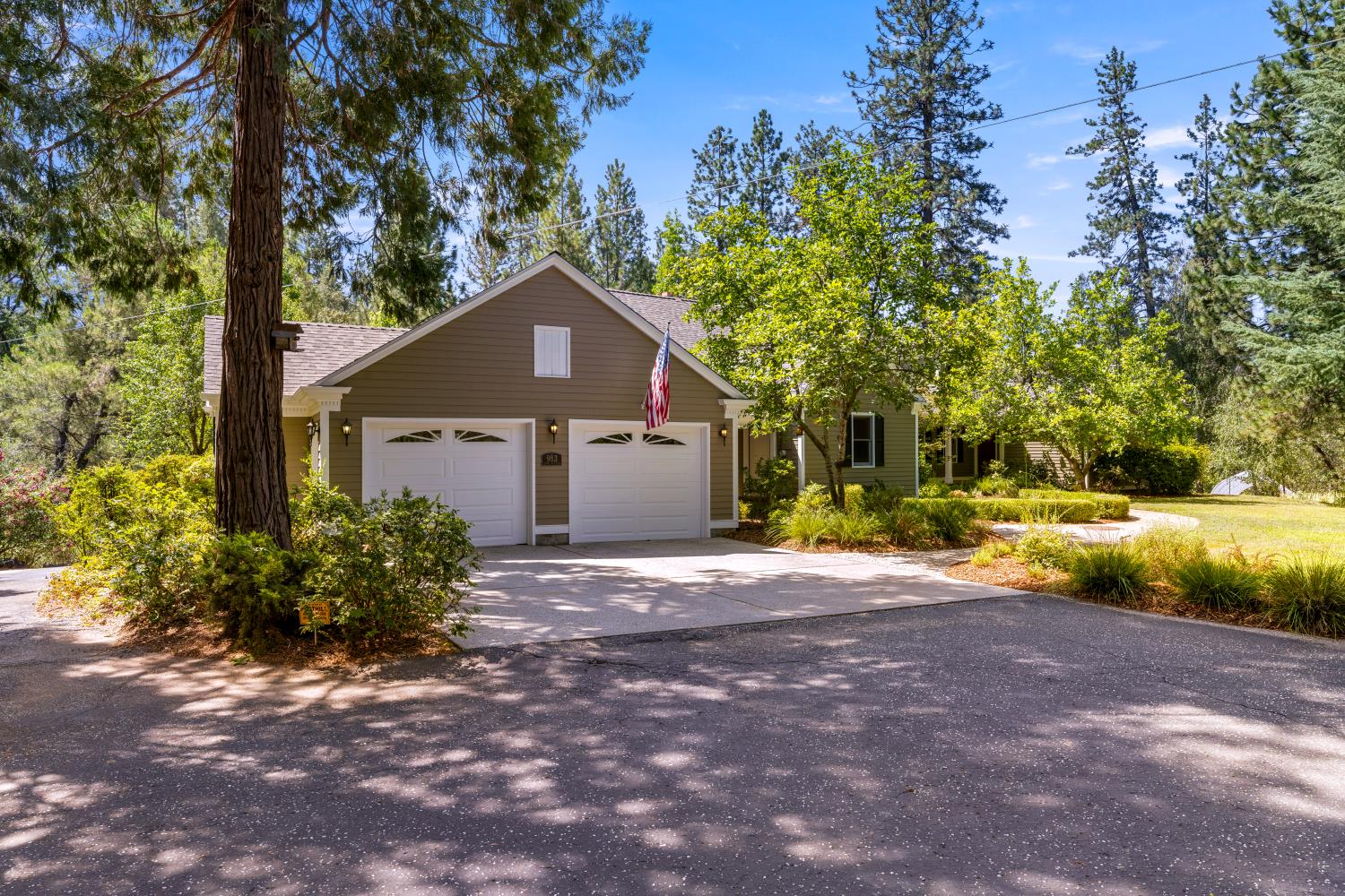 983 Coyote Hill Road
