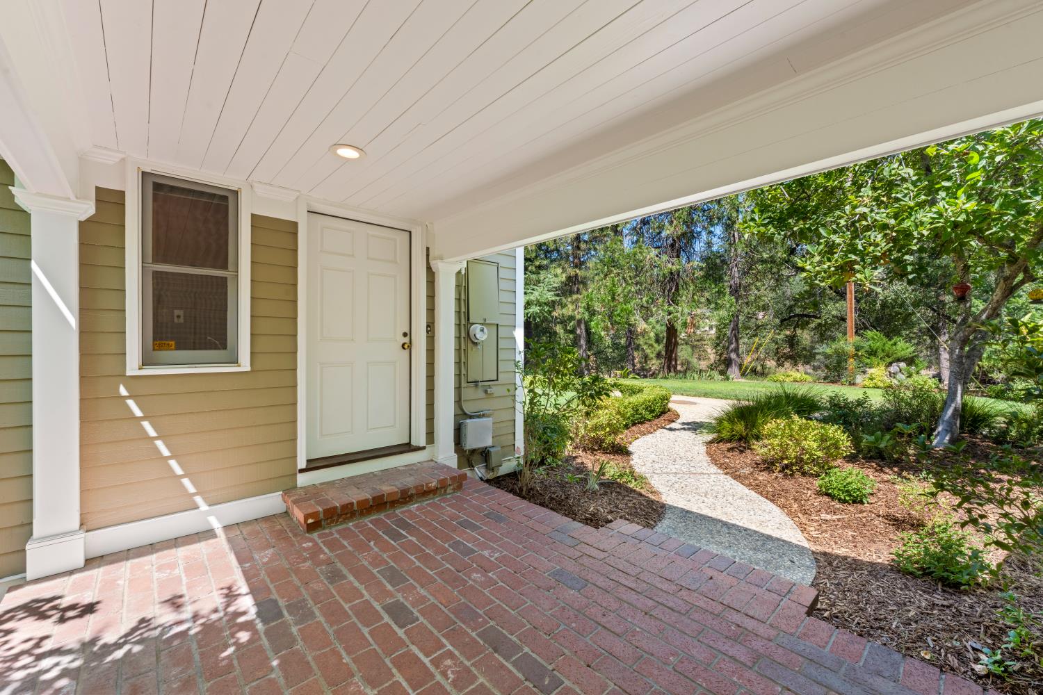 983 Coyote Hill Road