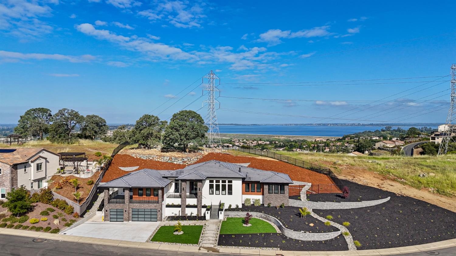 950 Belfiore Court