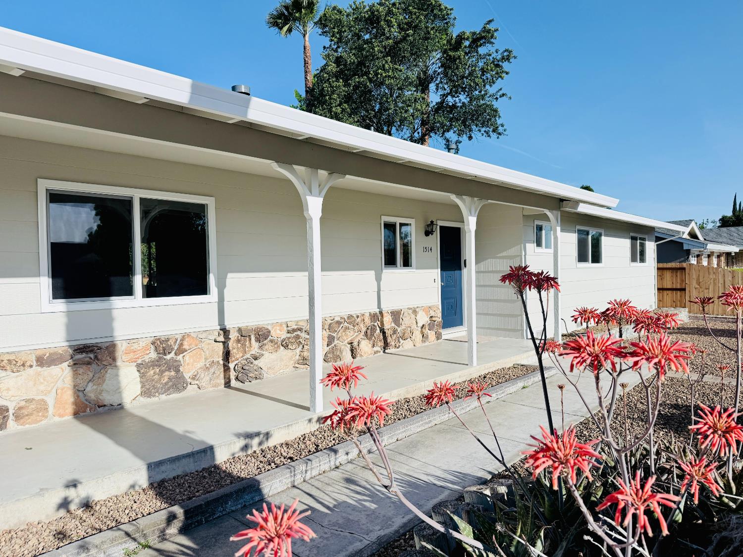 1514 Oro Grande Street