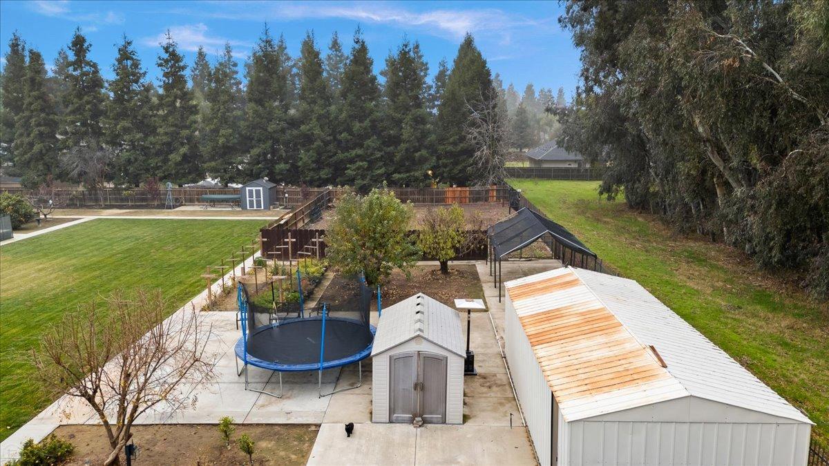 Atwater, California 95301, United States, 4 Bedrooms Bedrooms, ,3 BathroomsBathrooms,Residential,Active,19084