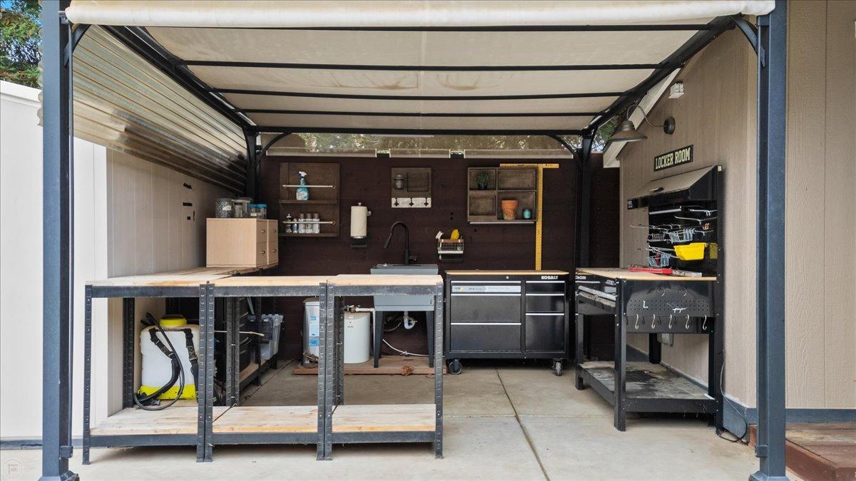 Atwater, California 95301, United States, 4 Bedrooms Bedrooms, ,3 BathroomsBathrooms,Residential,Active,19084