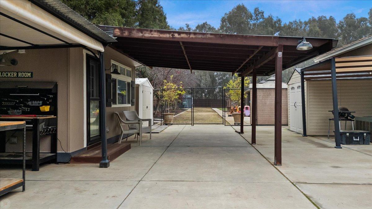 Atwater, California 95301, United States, 4 Bedrooms Bedrooms, ,3 BathroomsBathrooms,Residential,Active,19084