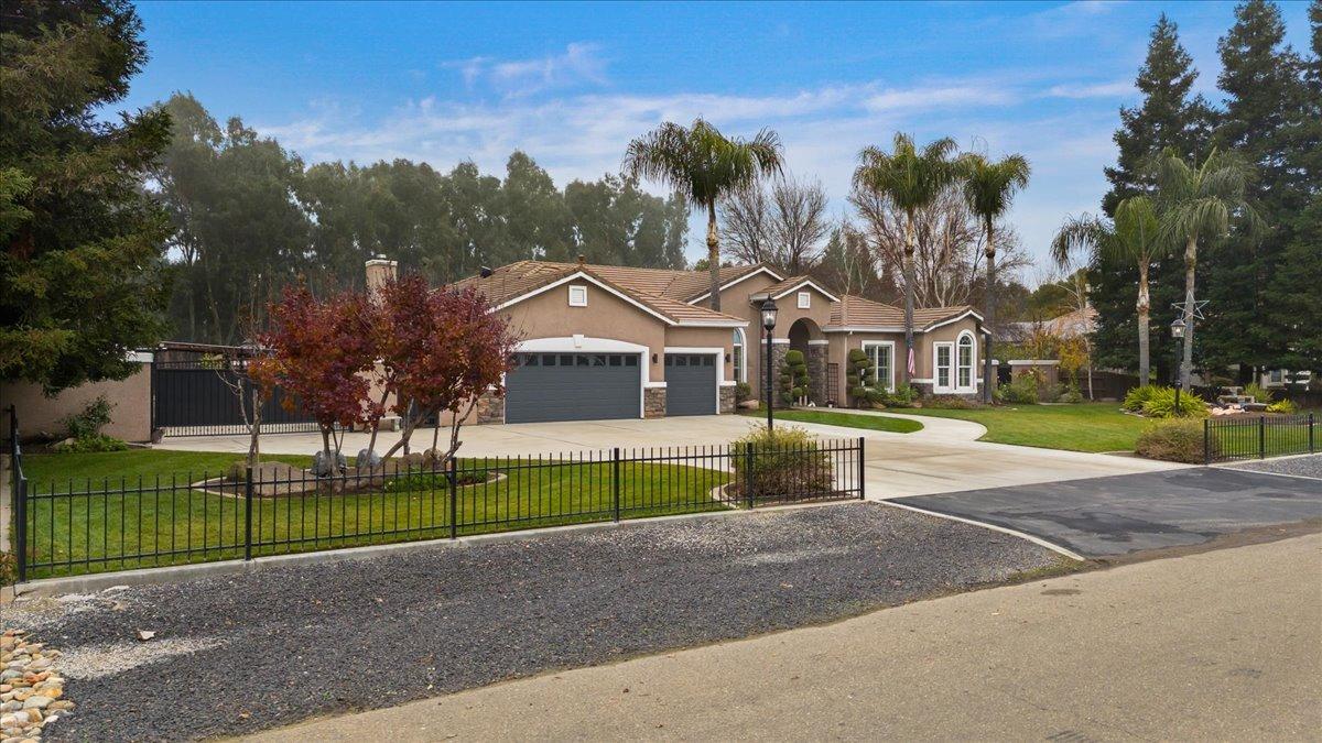 Atwater, California 95301, United States, 4 Bedrooms Bedrooms, ,3 BathroomsBathrooms,Residential,Active,19084