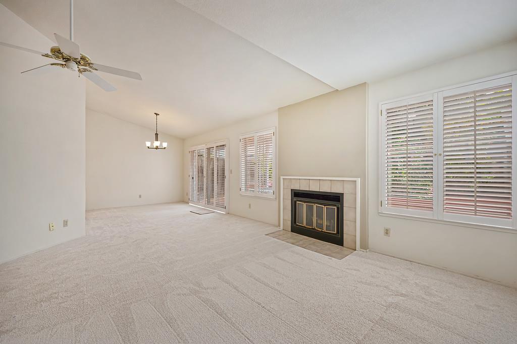 3813 Pasadena Avenue 33